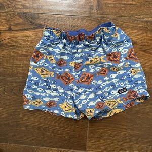 Patagonia Boys’ Baggies 3T- Stylish and Functional